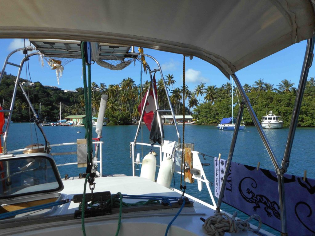 An der Boje in Marigot Bay